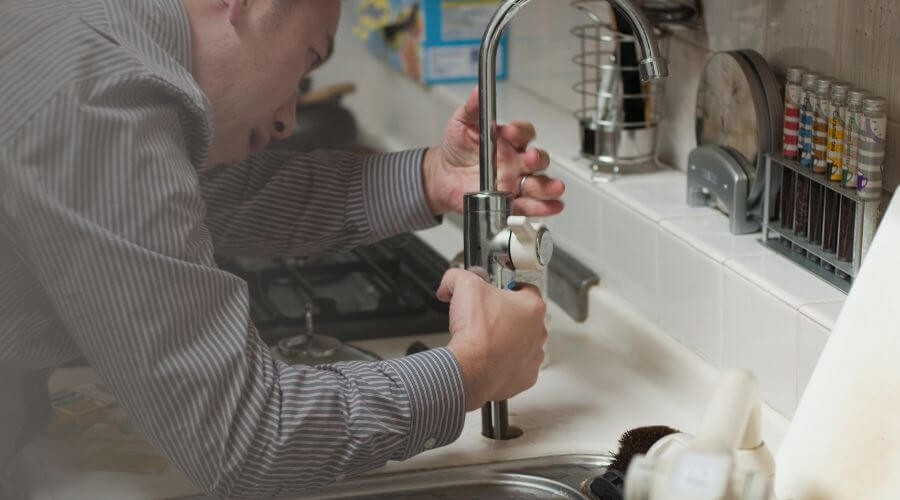 Professional same day plumber in Reese, MI
